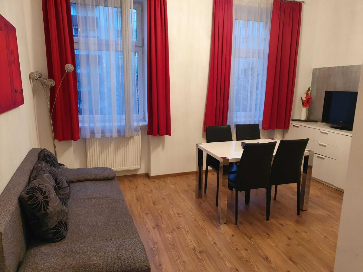 Vibrant Red Apartment I Contactless Check-In Vienna Exterior photo